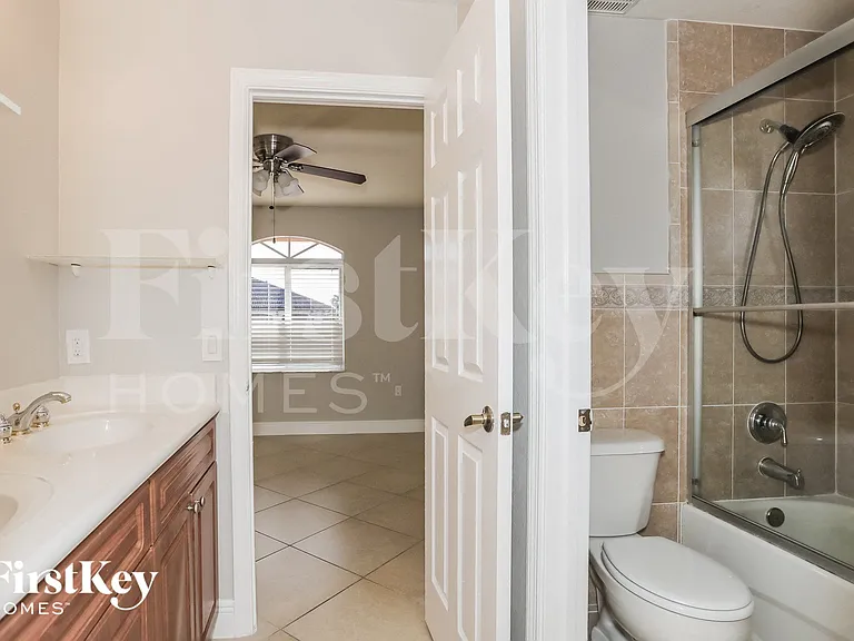 3124 SW 142nd Pl — Photo 10