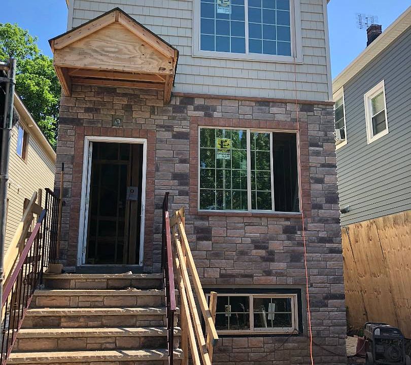 1st image of 62 Lynhurst Ave