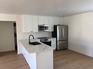 431 Hillside Ter, Vista, CA 92084