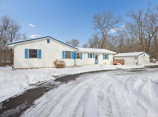 100 Long Lk, Marshall, MI 49068