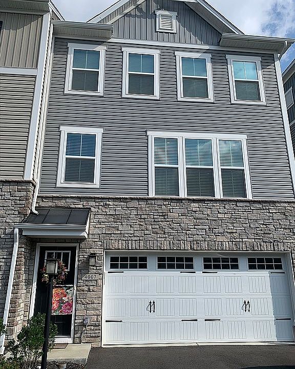 1st image of 4007 Crown Dr