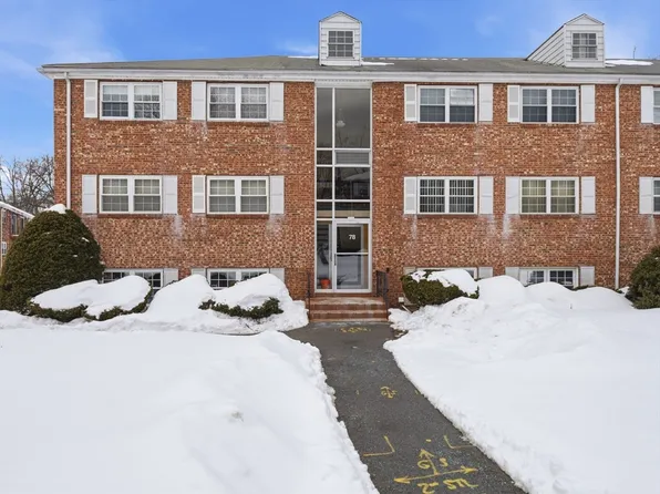 78 Edgelawn Ave APT 7, North Andover, MA 01845