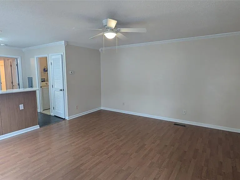 2905 Archer Rd #T5028 — Photo 6