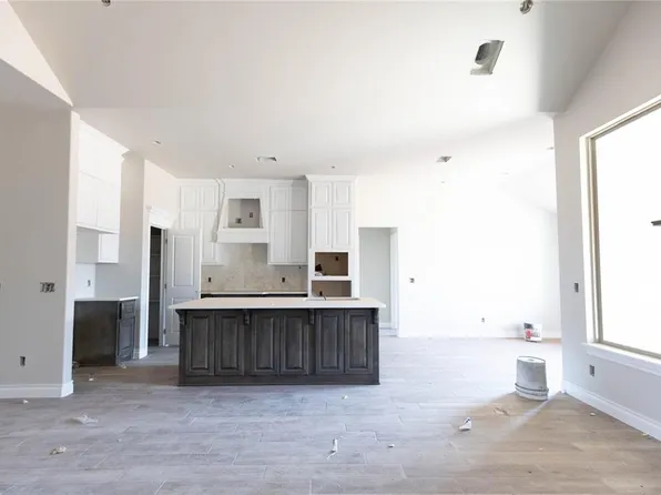 9316 NW 119th St, Yukon, OK 73099