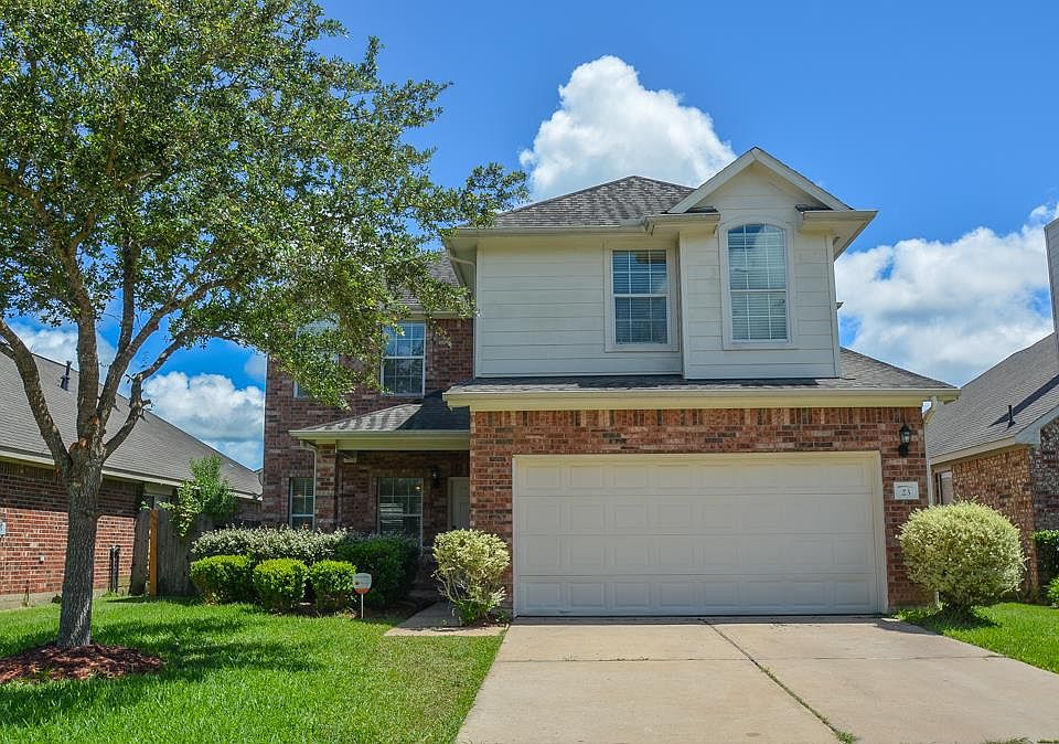 1st image of 23 Buena Park Cir