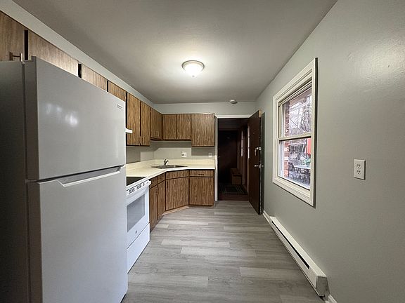 2nd image of 538 Wilson St #1Z