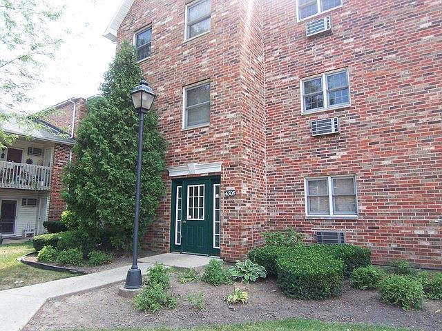 1st image of 4305 W Shamrock Ln