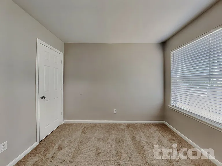 7711 Cypress Edge Dr — Photo 12