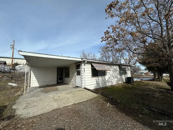 405 Main St, Adrian, OR 97901