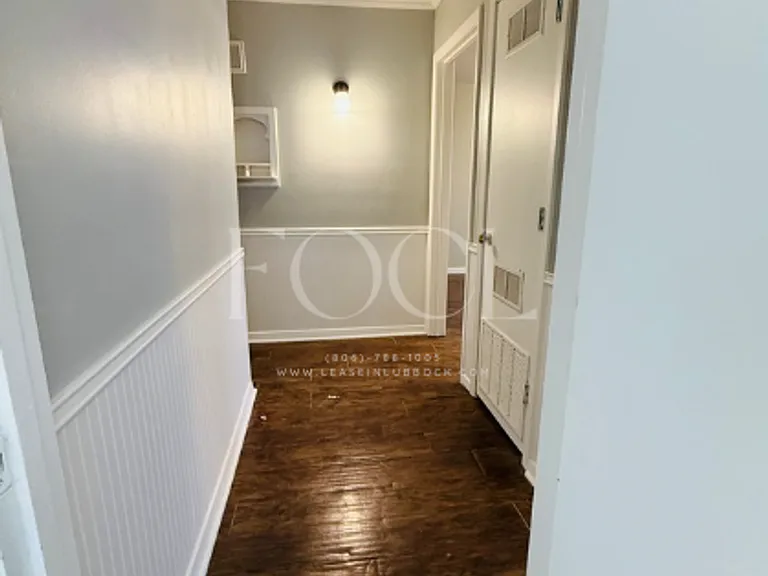 2709 39th St — Photo 10