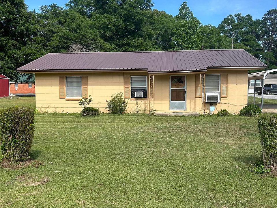 1st image of 67 Pineview Dr