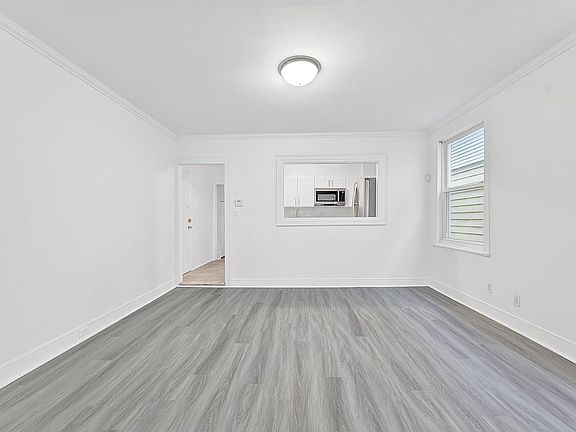 4th image of 4362 Edson Ave