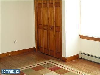 4th image of 1004 Highland Ave