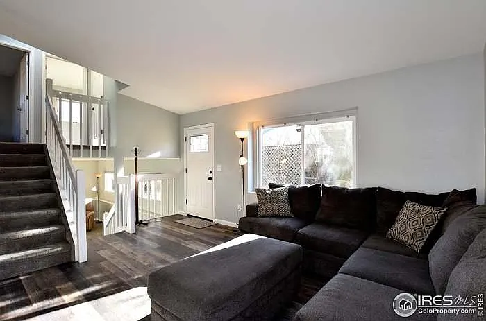 2303 Eagle Dr — Photo 3