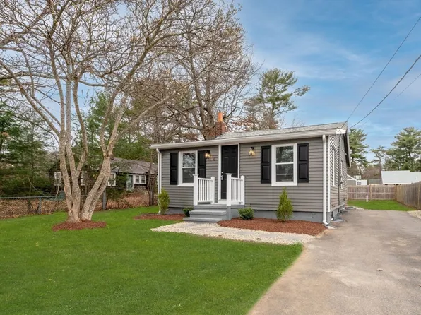 6 Belle Rd, Pembroke, MA 02359