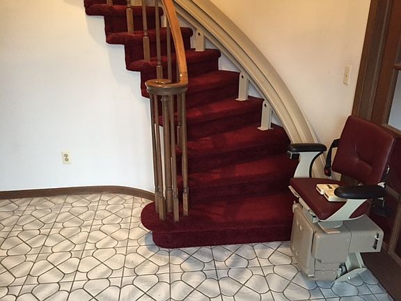 4th image of 34724 Fairfax Dr