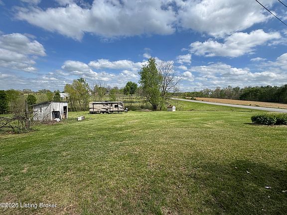 4th image of 3980 Old Mill Rd