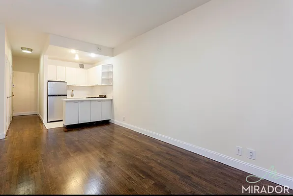 Rented by Mirador Real Estate | media 13