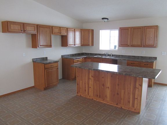 3rd image of 2343 McDonald Dr SW