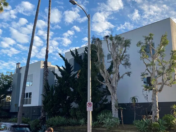 2207 Brenta Pl APT 6, Venice, CA 90291