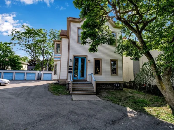 92 Johnson Park, Buffalo, NY 14201