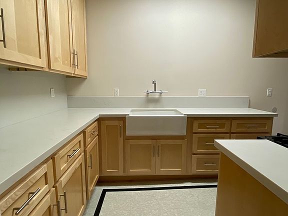 5th image of 8317 Blackburn Ave APT 6