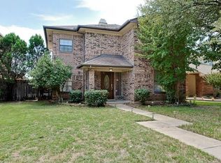 1418 Golden Gate Dr, Carrollton, TX 75007