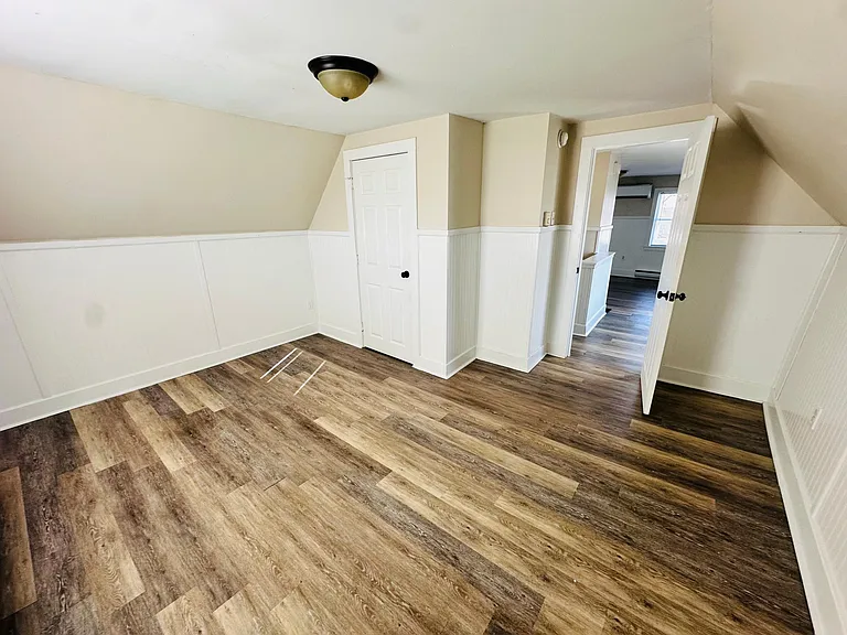 36 Wentworth St #3 — Photo 4