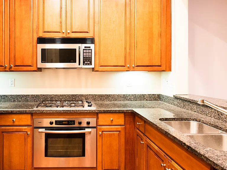 1717 N Decatur Rd NE #310 — Photo 3