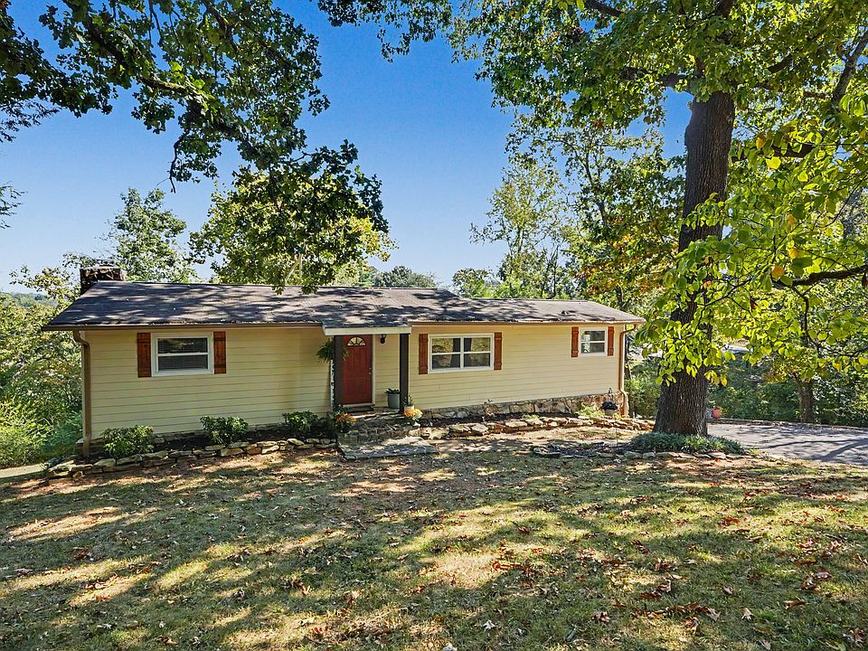 1st image of 3475 Lockwood Cir