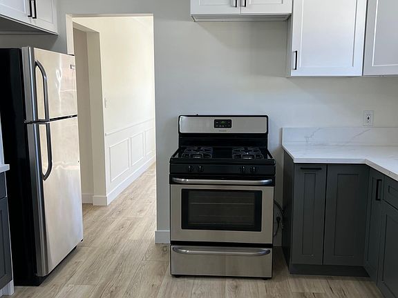 3rd image of 4238 9th Ave #1/2