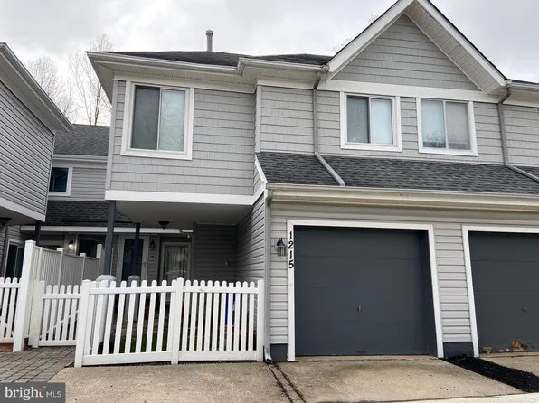 1215 Chanticleer, Cherry Hill, NJ 08003