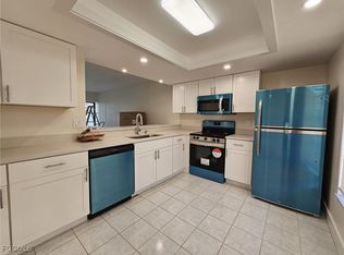 521 SW 47th Ter APT 101, Cape Coral, FL 33914
