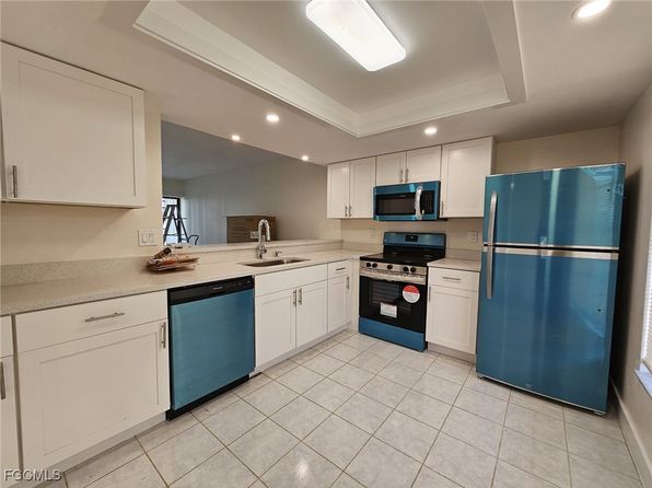 521 SW 47th Ter APT 101
