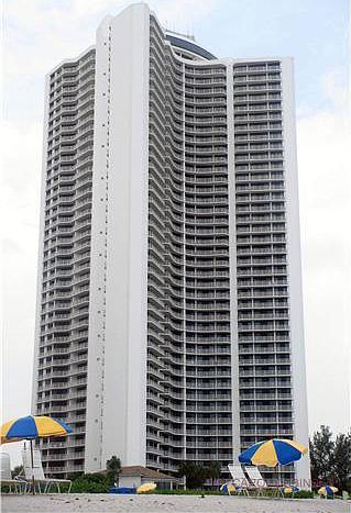 1st image of 3000 N Ocean Drive #15b
