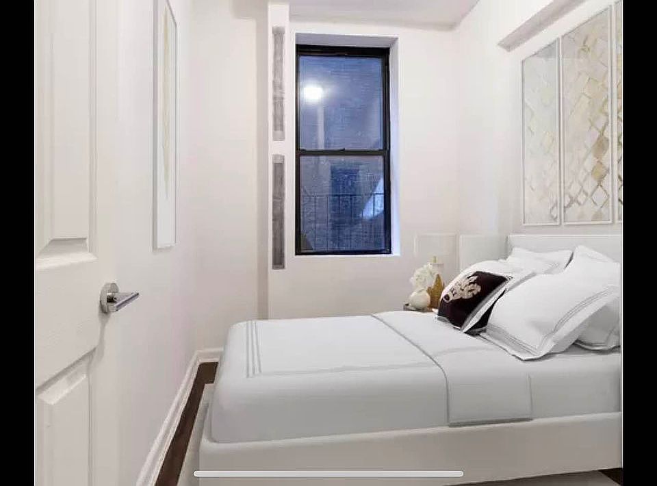 2nd image of 265 E 78th St #5F