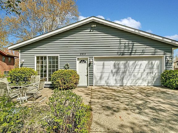 5th image of 2973 Aurora Ln