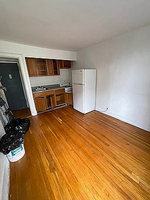 1st image of 352 E 51st St #1FW