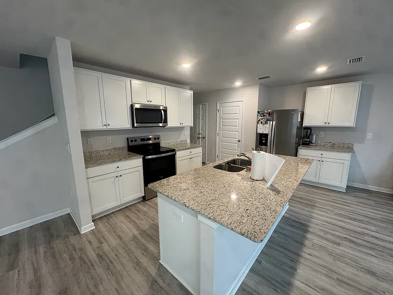 6596 Kettles St — Photo 10