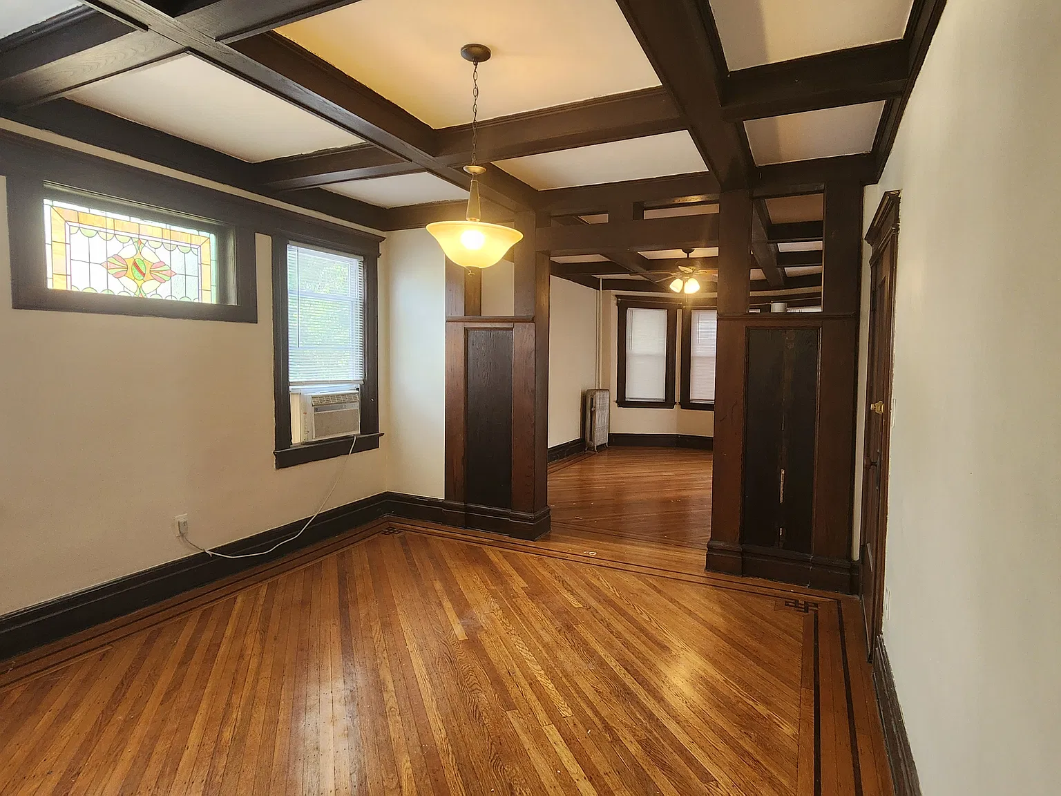 Mapes Pl, Newark — Photo 3