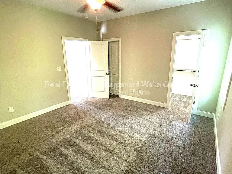 139 Cobalt Creek Way — Photo 18