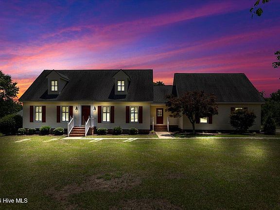 3rd image of 106 Yelverton Place