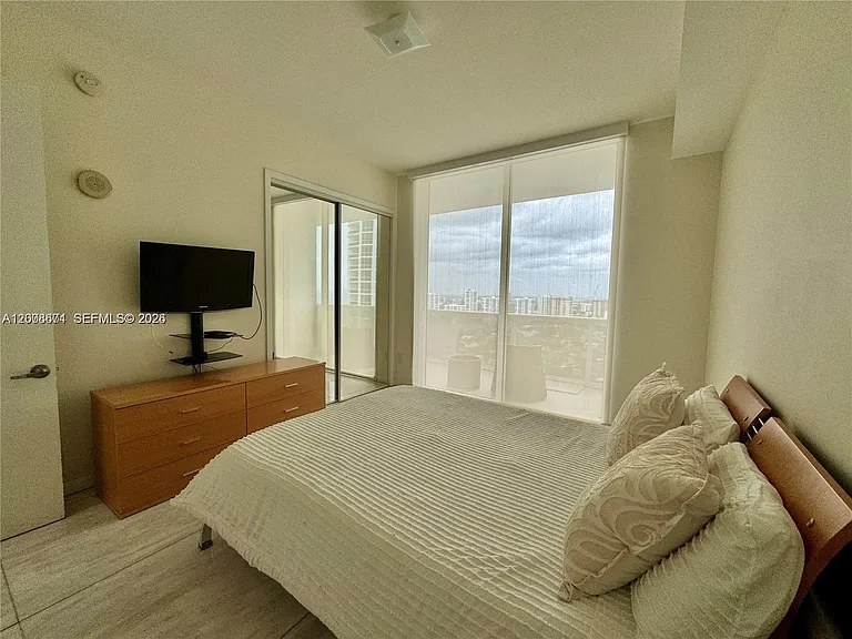 18101 Collins Ave #4302 — Photo 26