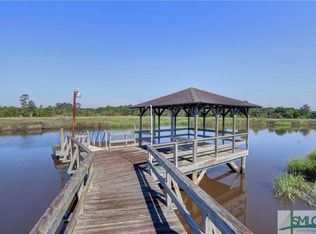 5231 Ogeechee Rd, Savannah, GA 31405