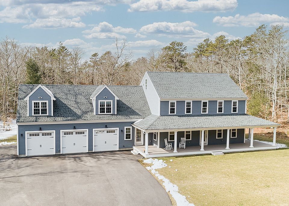 1st image of 828 Cotuit Rd