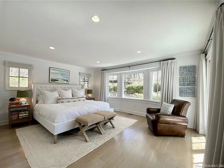 7 Whaling Rd — Photo 14