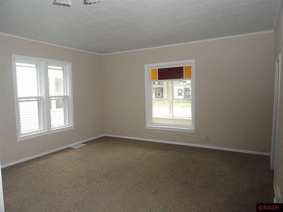 5th image of 311 Van Brunt St