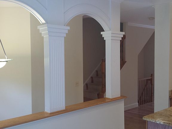 4th image of 6015 Kelsey Ct