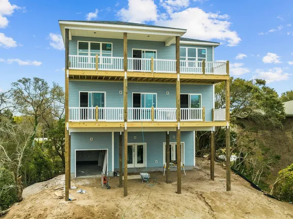 5805 Mclean Street, Emerald Isle, NC 28594