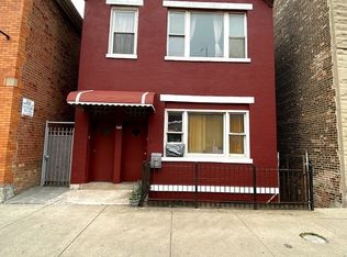 242 W 26th St, Chicago, IL 60616